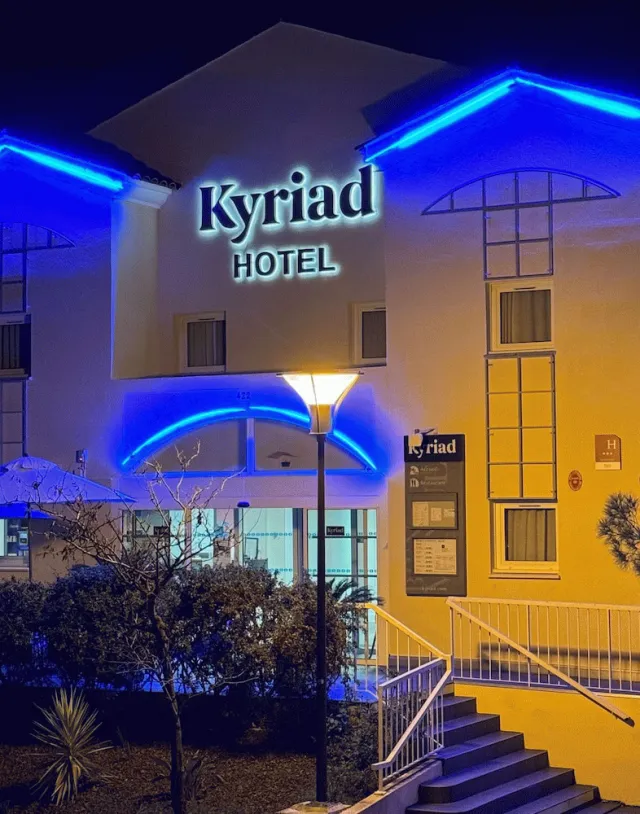 Hotellbilder av Hôtel, restaurant Kyriad Fréjus - nummer 1 av 100