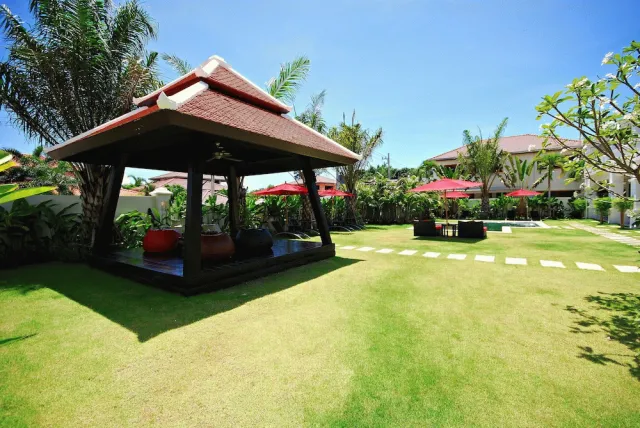 Hotellbilder av Palm Grove Resort - nummer 1 av 50
