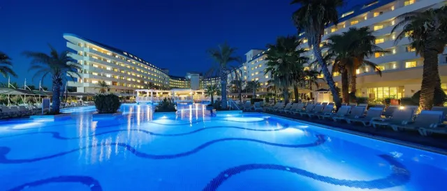Hotellbilder av Crystal Admiral Resort Suites & SPA – - nummer 1 av 78