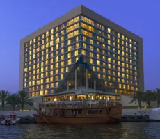 Hotellbilder av Sheraton Dubai Creek Hotel and Towers - nummer 1 av 36