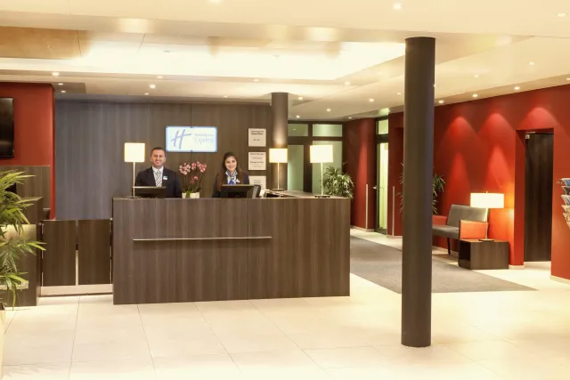 Hotellbilder av Holiday Inn Express Zurich Airport - nummer 1 av 10