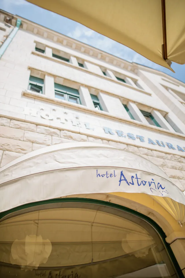 Hotellbilder av Hotel Astoria Tivat - nummer 1 av 10