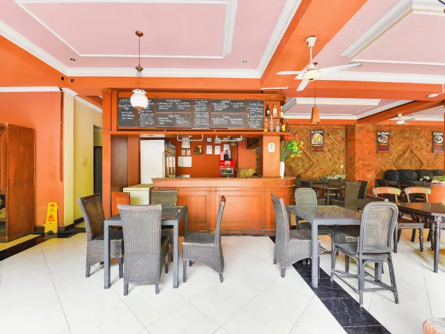 Hotellbilder av Super OYO Townhouse Oak Maxi Hotel Legian - nummer 1 av 10