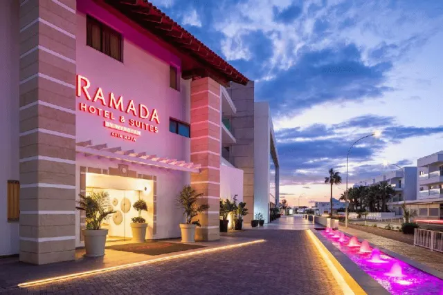 Hotellbilder av Ramada Hotel & Suites By Wyndham - nummer 1 av 10
