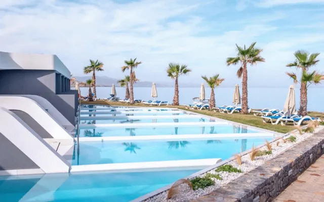 Hotellbilder av Arina Beach Resort - nummer 1 av 35