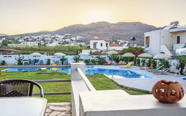 Hotellbilder av Nereides (Kreta) - nummer 1 av 10