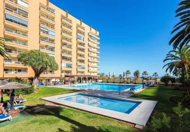 Hotellbilder av Aparthotel PYR Fuengirola - nummer 1 av 10