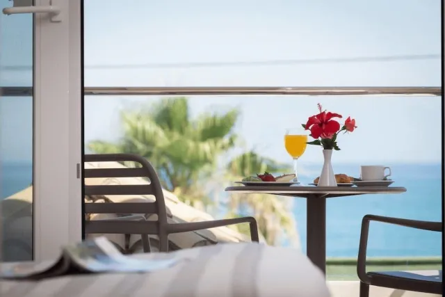 Hotellbilder av Acharavi Beach Hotel - nummer 1 av 10