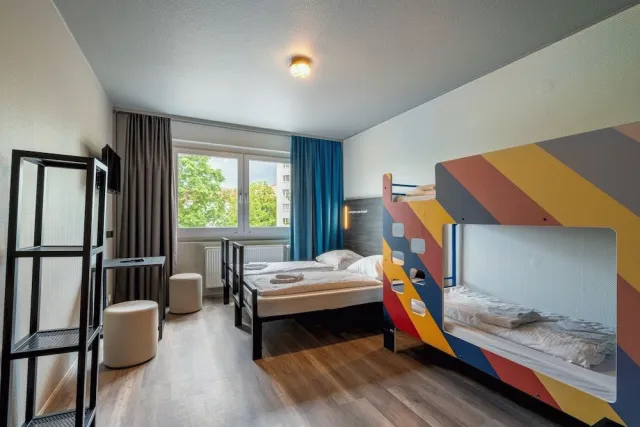 Hotellbilder av a&o Berlin Kolumbus - nummer 1 av 10