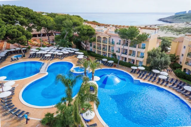 Hotellbilder av Zafiro Cala Mesquida - nummer 1 av 10