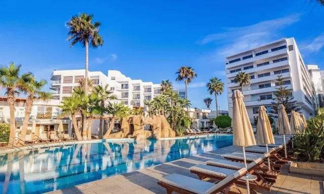 Hotellbilder av Adams Beach Hotel - nummer 1 av 10