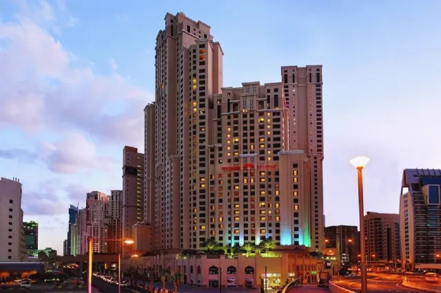 Hotellbilder av Ramada Hotel & Suites by Wyndham Dubai JBR - nummer 1 av 17