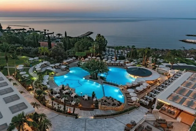 Hotellbilder av Mediterranean Beach Hotel - nummer 1 av 70