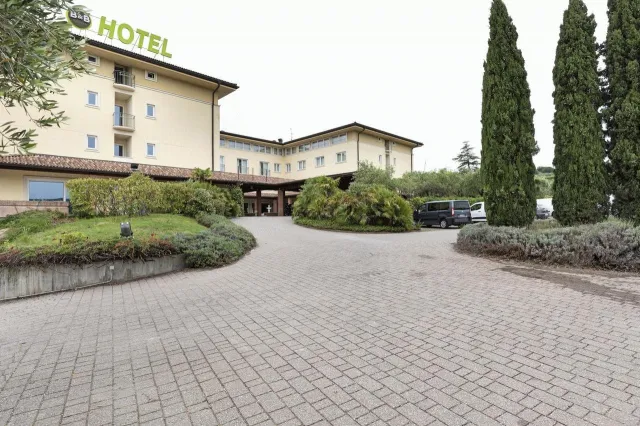 Hotellbilder av B&B Hotel Affi - Lago di Garda - nummer 1 av 8