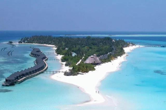 Hotellbilder av Kuredu Island Resort & Spa - nummer 1 av 20