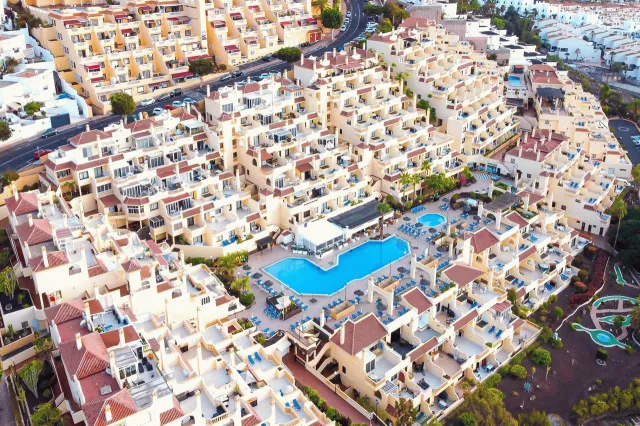 Hotellbilder av Ramada Residences by Wyndham Tenerife Costa Adeje - nummer 1 av 14