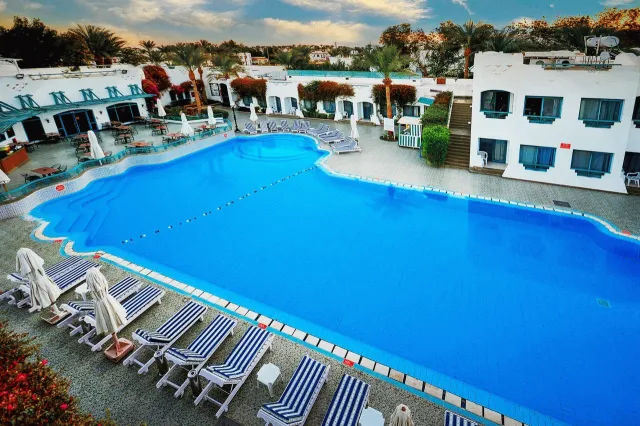 Hotellbilder av Falcon Hills Hotel - nummer 1 av 11