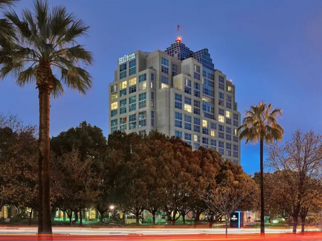 Hotellbilder av Hilton Los Angeles North/Glendale - nummer 1 av 43