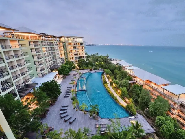 Hotellbilder av Royal Phala Cliff Beach Resort and Spa - nummer 1 av 54