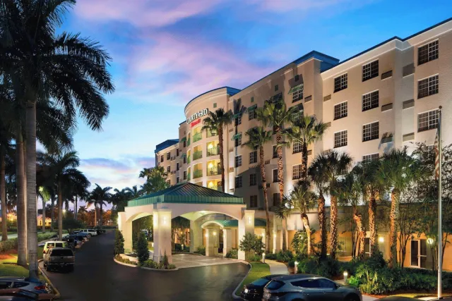 Hotellbilder av Courtyard by Marriott Fort Lauderdale Airport & Cruise Port - nummer 1 av 39