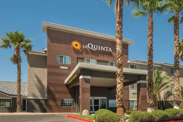 Hotellbilder av La Quinta Inn & Suites by Wyndham Las Vegas Nellis - nummer 1 av 50