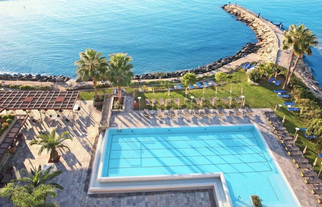 Hotellbilder av Crowne Plaza Limassol - nummer 1 av 10