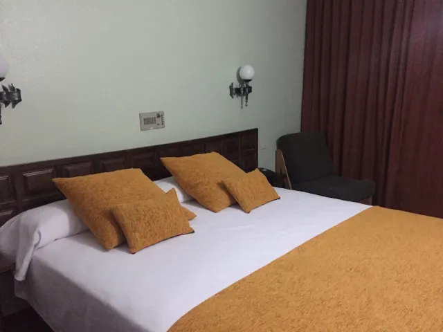 Hotellbilder av Hotel Folch - nummer 1 av 35