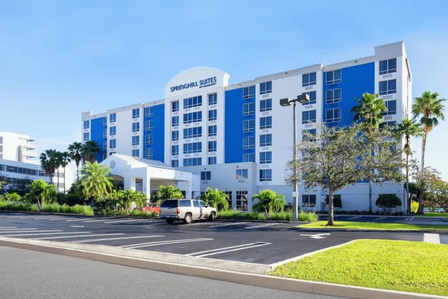 Hotellbilder av SpringHill Suites by Marriott Miami Airport South Blue Lagoon Area - nummer 1 av 38