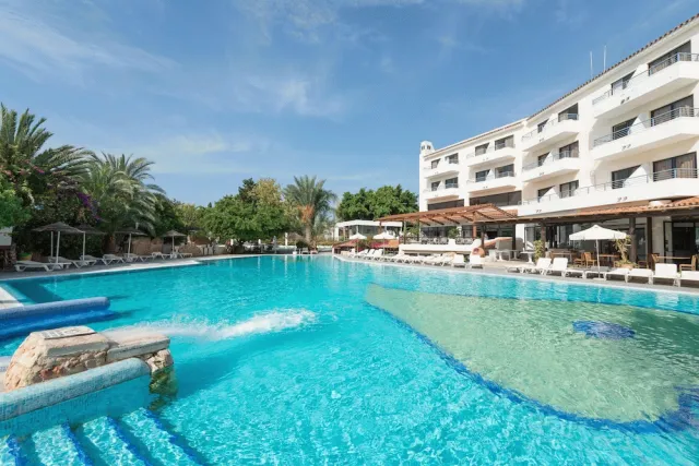 Hotellbilder av Paphos Gardens Holiday Resort - nummer 1 av 72