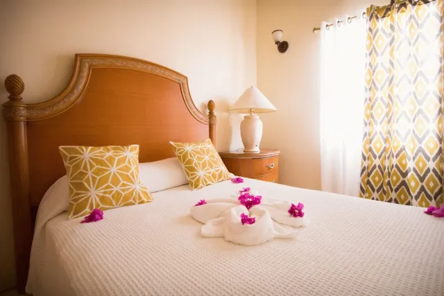 Hotellbilder av Connie's Comfort Suites - nummer 1 av 100