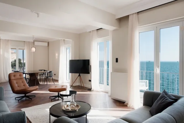 Hotellbilder av Primavera' Seafront apt with tower view - nummer 1 av 36