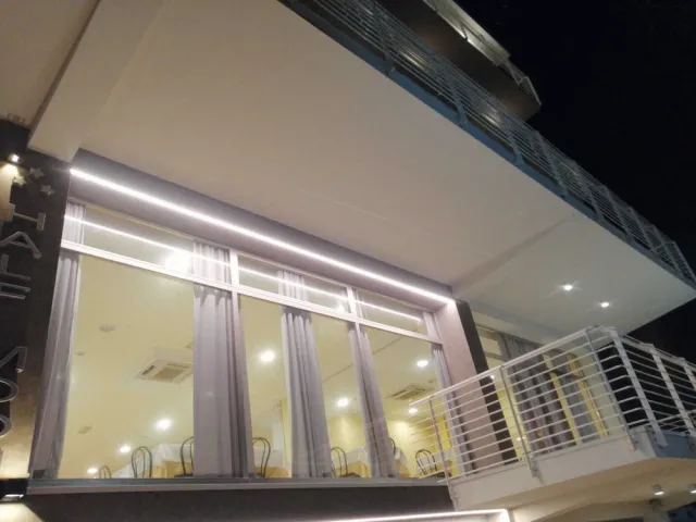 Hotellbilder av hotel half moon restaurant - nummer 1 av 10