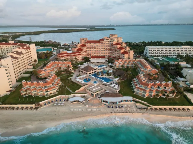 Hotellbilder av Family 3 Bedroom Ocean Villa By Wyndham Grand Cancun - nummer 1 av 50