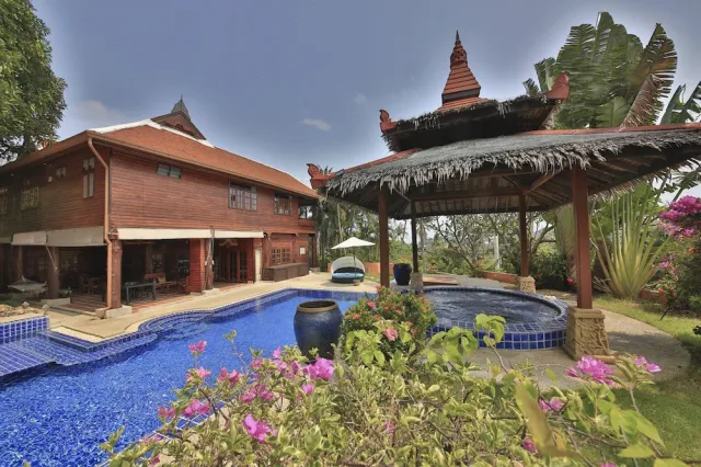 Hotellbilder av Presidential Thai Villa - nummer 1 av 38
