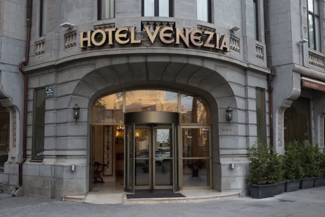 Hotellbilder av Hotel Venezia by ZEUS International - nummer 1 av 38