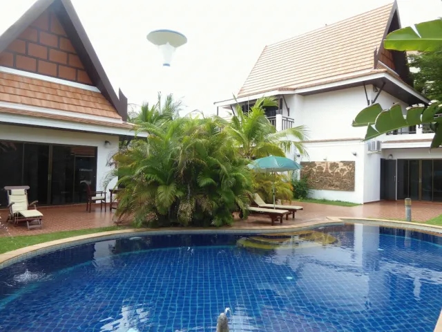 Hotellbilder av VIP Chain Resort Pool Villa - nummer 1 av 93