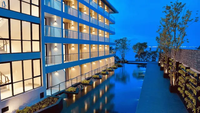 Hotellbilder av Golden Tulip Pattaya Beach Resort - nummer 1 av 38