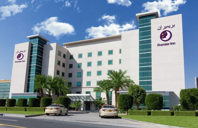 Hotellbilder av Premier Inn Dubai Investment Park - nummer 1 av 38