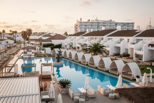 Hotellbilder av Lago Resort Menorca Casas del Lago - Adults Only - nummer 1 av 100