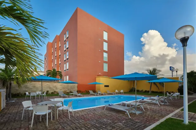 Hotellbilder av City Express Junior by Marriott Cancun - nummer 1 av 50