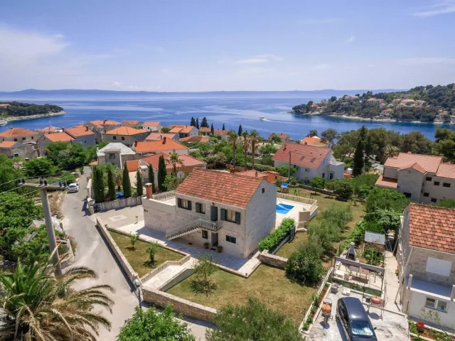 Hotellbilder av Child-friendly Villa With Private Swimming Pool and sea View in Sumartin, Brac Island - nummer 1 av 32