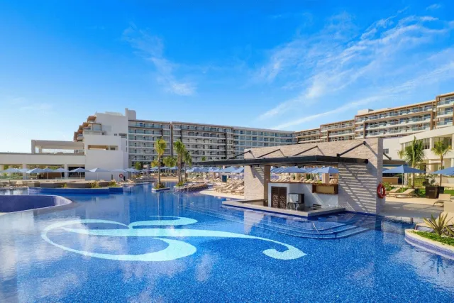Hotellbilder av Royalton Splash Riviera Cancun, An Autograph Collection All-Inclusive Resort - nummer 1 av 100