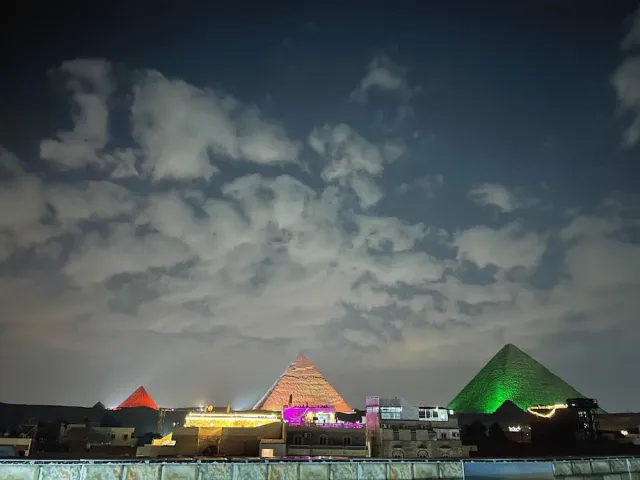 Hotellbilder av Falcon pyramids inn - nummer 1 av 100