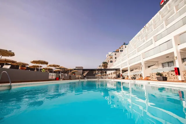 Hotellbilder av Servatur Castillo de Sol - nummer 1 av 49