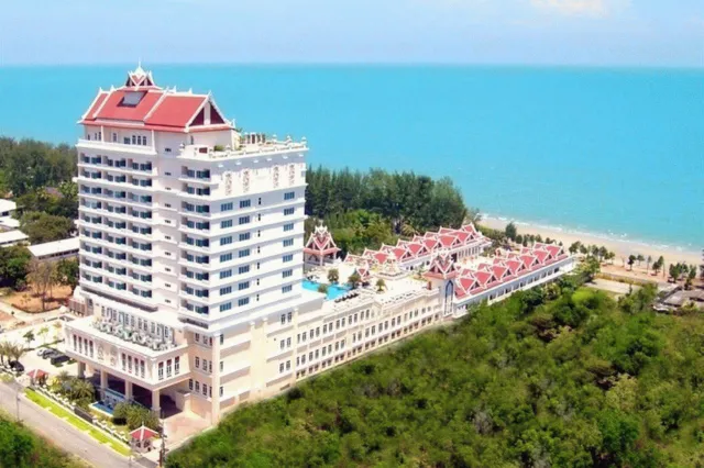 Hotellbilder av Grand Pacific Sovereign Resort and Spa - nummer 1 av 62