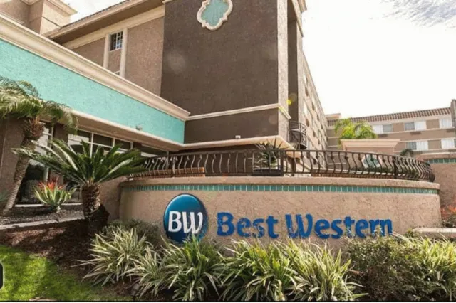Hotellbilder av Best Western Inn & Suites San Diego-Zoo/SeaWorld - nummer 1 av 44