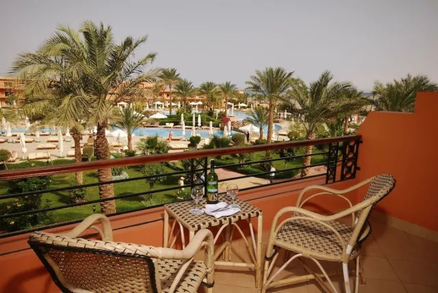 Hotellbilder av Amwaj Oyoun Resort & Spa - nummer 1 av 10