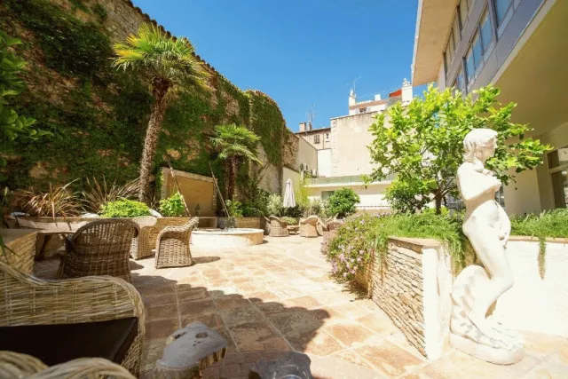 Hotellbilder av BEST WESTERN Premier Le Patio des Artistes - nummer 1 av 5