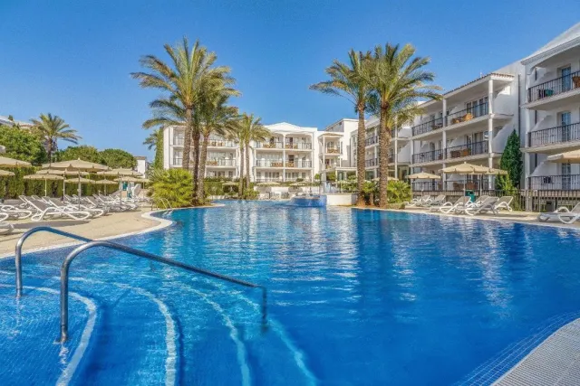 Hotellbilder av Inturotel Sa Marina - nummer 1 av 15