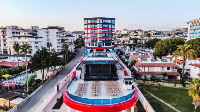 Hotellbilder av Granada Luxury Red - nummer 1 av 8